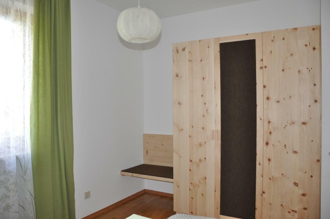 Gaestehaus Pfuss 칼다로 외부 사진